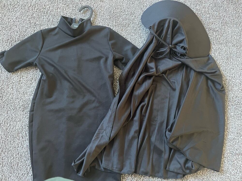 Hotel Transylvania 2 MAVIS Child Costume Halloween Small Size 4-6? G1